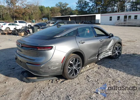 2025 Toyota Crown Xle z USA, uszkodzony, nr VIN JTDAAAAF4S3038391